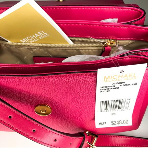 Michael Kors NWT Addison Messenger Bag Pink - Picture 12 of 16